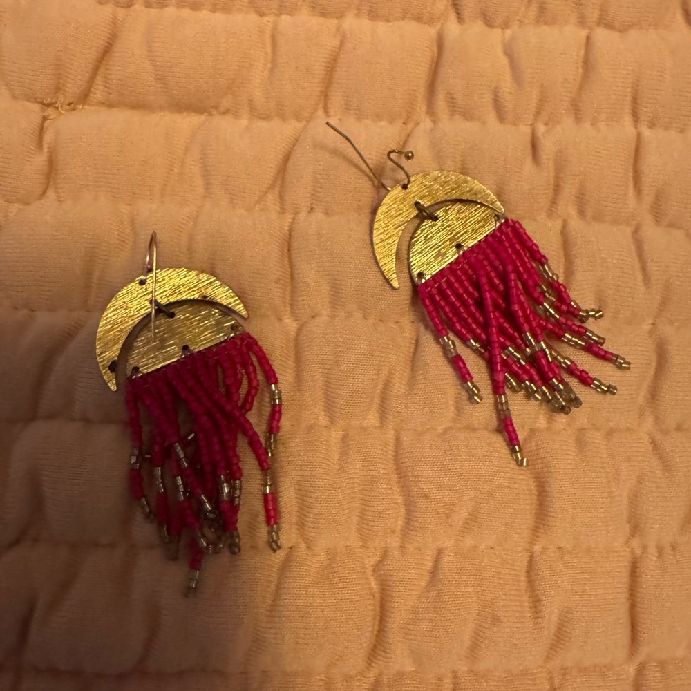 Gold Crescent Bead Fringe Earrings - Hot Pink